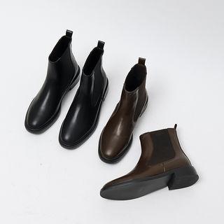 Hard-sole Chelsea Boots