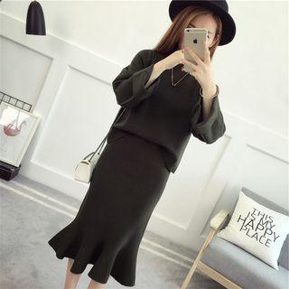 Set: Wide-sleeve Sweater + Mermaid Midi Knit Skirt