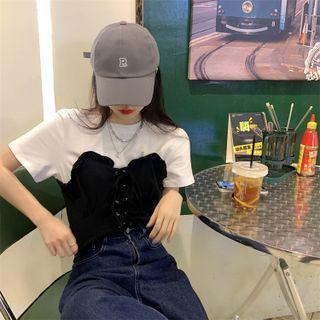 Two-tone Panel Lace-up Cropped T-shirt Black & White - One Size