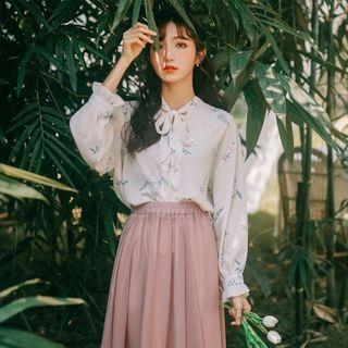 Leaf Print Blouse / Midi A-line Skirt / Set
