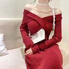 Off-shoulder Twisted Midi A-line Knit Dress