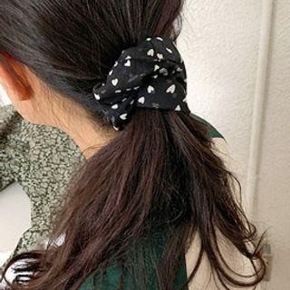 Heart Pattern Scrunchy Hair Tie