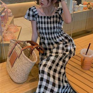 Cap-sleeve Plaid Midi Dress Plaid - Black & White - One Size