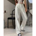 High Waist Loose Fit Jeans / Chain Waist Belt