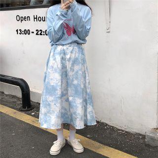 Butterfly Print Long-sleeve T-shirt / Dye Print Midi A-line Skirt