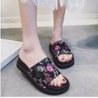 Printed Platform Slide Sandals