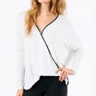 Piped V-neck Long-sleeve T-shirt
