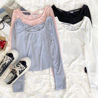 Long-sleeve Cross-strap Plain Cropped Top
