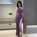 One-shoulder Asymmetrical Slit A-line Dress