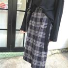 Plain Irregular Pullover / Check High-waist Skirt