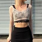 Lace V-neck Long Sleeve Crop Top