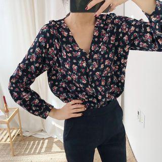 V-neck Flower Pattern Blouse