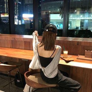 Striped Open Back Long-sleeve T-shirt / Plain Cropped Pants