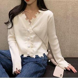 Distressed Trim Cropped Plain Knit Cardigan