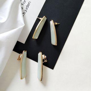 Stone Bar Earring