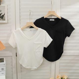Asymmetrical V-neck Crop T-shirt