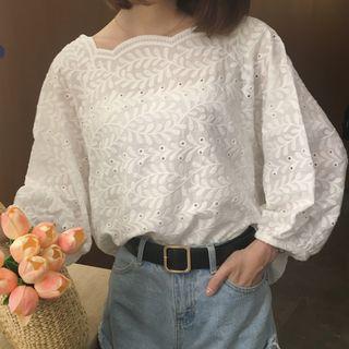 Scallop Trim 3/4 Sleeve Blouse