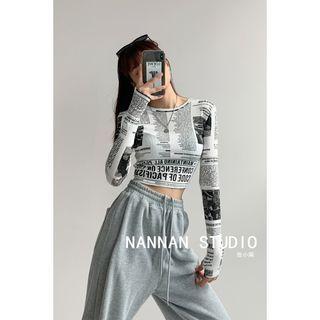 Newspaper-print Crop T-shirt