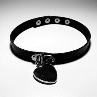 Metal Heart-accent Choker Black - One Size