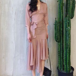 3/4-sleeve V-neck Blouse / Asymmetric Hem Midi Skirt