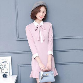 Bow 3/4-sleeve Collared Dress