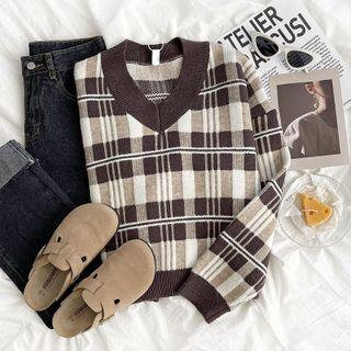 Long-sleeve V-neck Plaid Knit Sweater Plaid - One Size