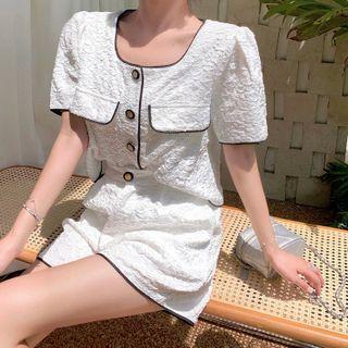 Square-neck Contrast Trim Button Up Ruched Top / High Waist Contrast Trim Ruched Shorts