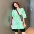 Lettering Elbow-sleeve Tie-dyed T-shirt / Knit Shorts