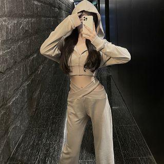 Set: Cropped Zip-up Jacket + Sweatpants