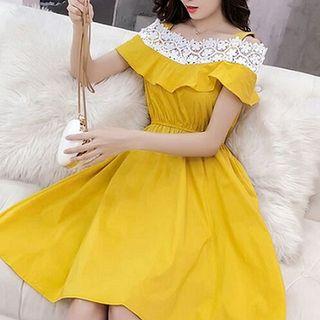 Color-block Lace Off-shoulder Short-sleeve Dress