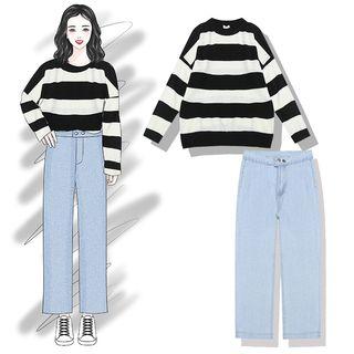 Two-tone Sweater / Straight-fit Cropped Jeans
