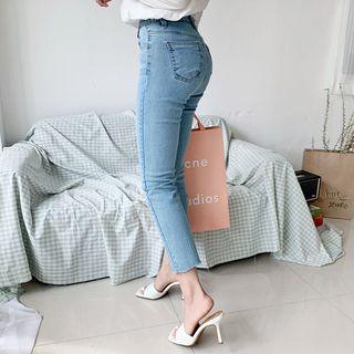 Cut-hem Slim-fit Jeans