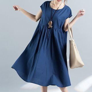 Loose-fit Short-sleeve A-line Dress