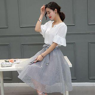 Set: Short-sleeve V-neck Top + Bow Waist Midi Skirt