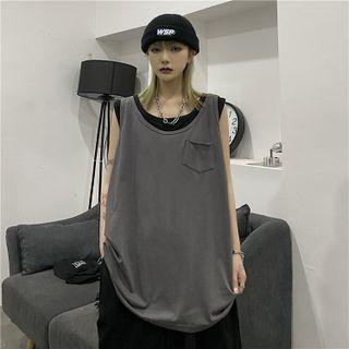 Mock Two Piece Sleeveless T-shirt