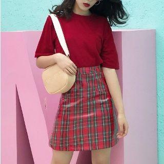 Set: T-shirt + Check A-line Skirt