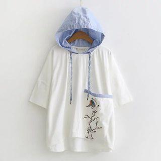 Bird Embroidered Short Sleeve Hoodie