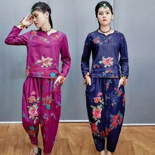 Set: Long-sleeve Floral Top + Pants