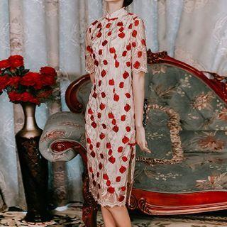 Short-sleeve Slit-side Sheath Dress