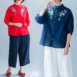 Elbow-sleeve Flower Embroidered Blouse
