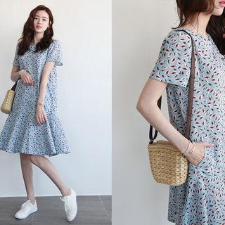 Short-sleeve Ruffle-hem Pattern Linen A-line Dress