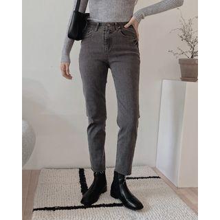 Pintuck-hem Slim-fit Jeans