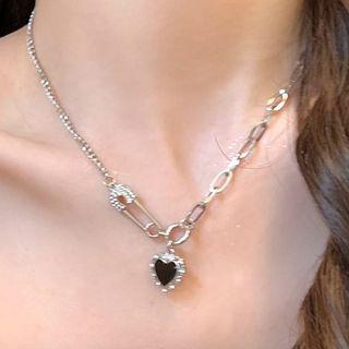 Heart Safety Pin Pendant Alloy Necklace Necklace - Silver - One Size