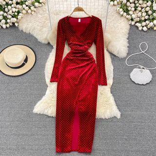 Long Sleeve V-neck Velvet Sheath Dress