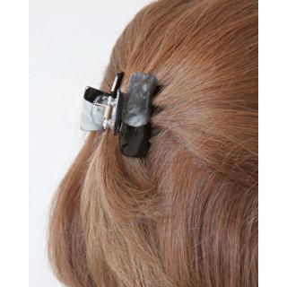 Faux-mable Hair Claw