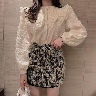 Plain Crewneck Ruffled Lace Loose-fit Blouse / High-waist Slim-fit Skirt