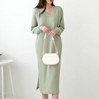 V-neck Ribbed Midi Dress