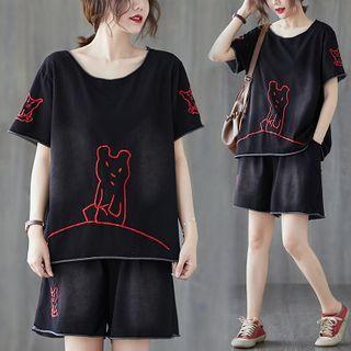 Set: Cartoon Bear Embroidered Short-sleeve T-shirt + Wide-leg Shorts