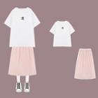 Crew-neck Short-sleeve T-shirt / Midi A-line Skirt