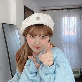 Adjustable Lettering Tag Beret